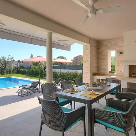 Suprema Premantura Holiday home Pula