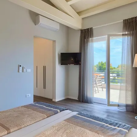 Holiday home Suprema Premantura *